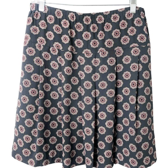 LOFT Dresses & Skirts - Ann Taylor Loft Outlet Women's Patterned Lined Pull On Skirt Size Small